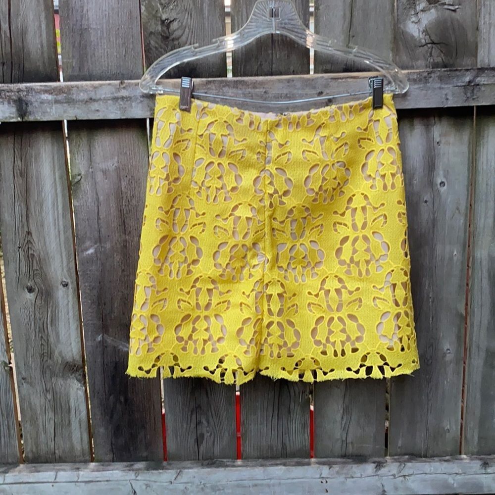 Banana Republic yellow skirt sz. 4